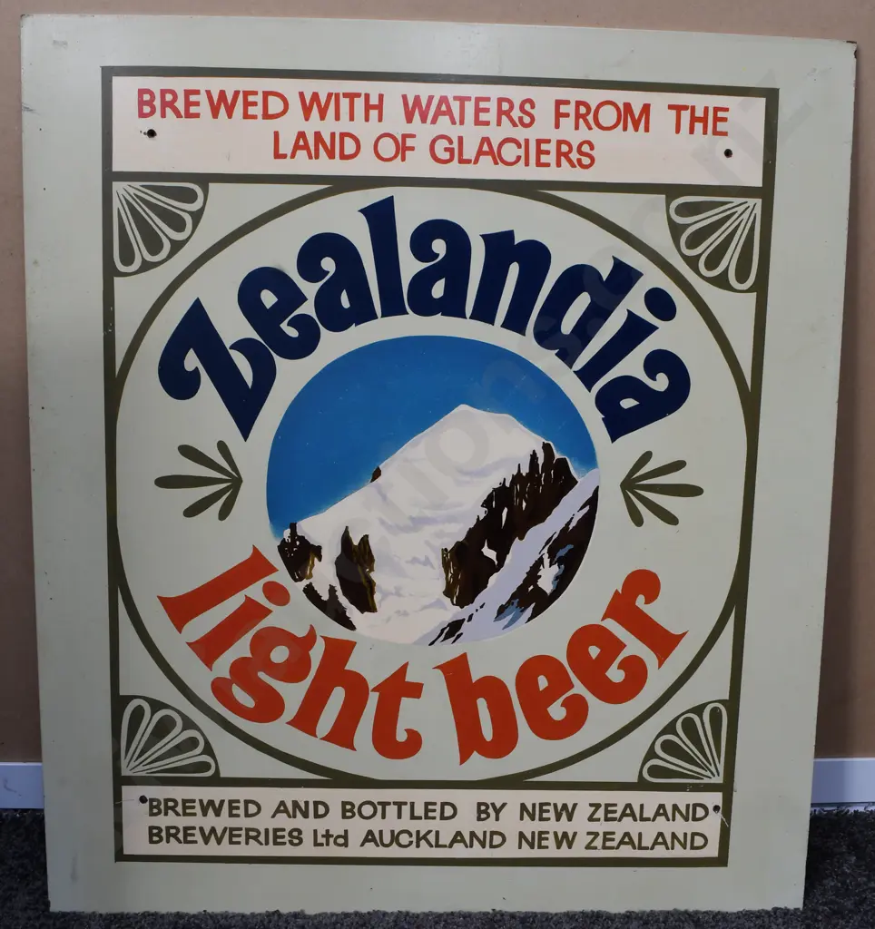 ZEALANDIA LIGHT BEER NEW ZEALAND BREWERIES SIGN Image 1++