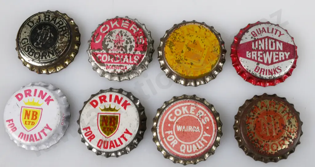 CROWN CAPS - UPPER NORTH ISLAND, EAST COAST Image 1++