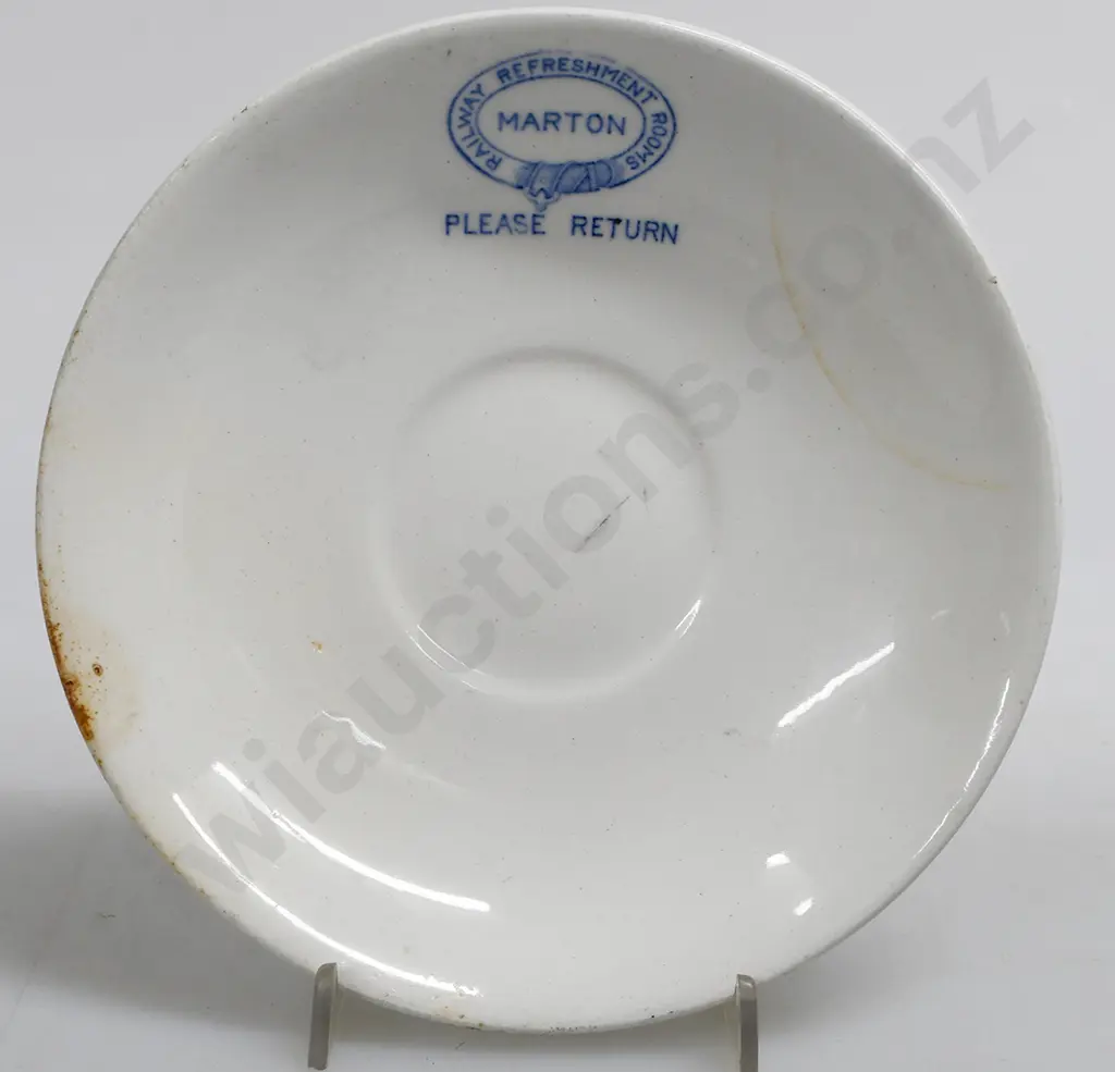 RAILWAY REFRESHMENT ROOMS MARTON CUP AND SAUCER Image 1++