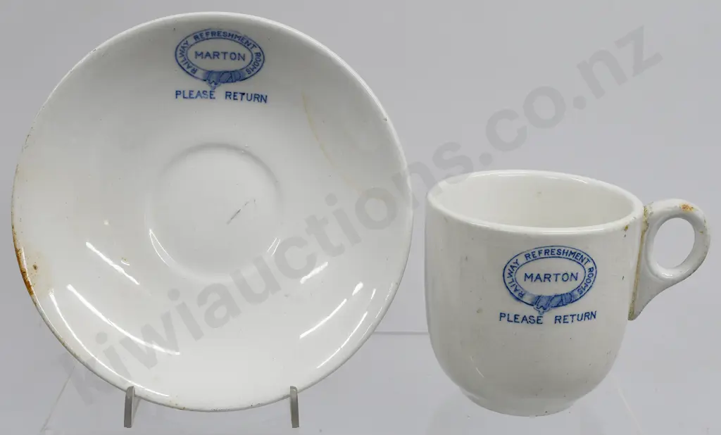 RAILWAY REFRESHMENT ROOMS MARTON CUP AND SAUCER Image 1++