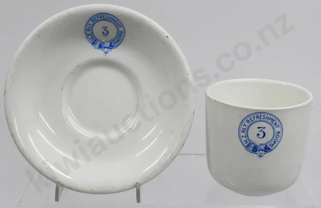 NZ RAILWAY REFRESHMENT ROOMS MARTON NUMBER 3 CUP AND SAUCER Image 1++
