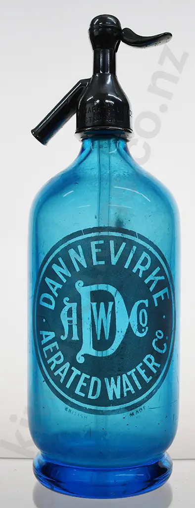 DANNEVIRKE AERATED WATER CO BLUE SYPHON Image 1++