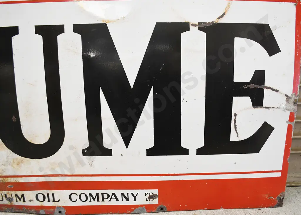 PLUME VACUUM OIL COMPANY ENAMEL SIGN Image 1++
