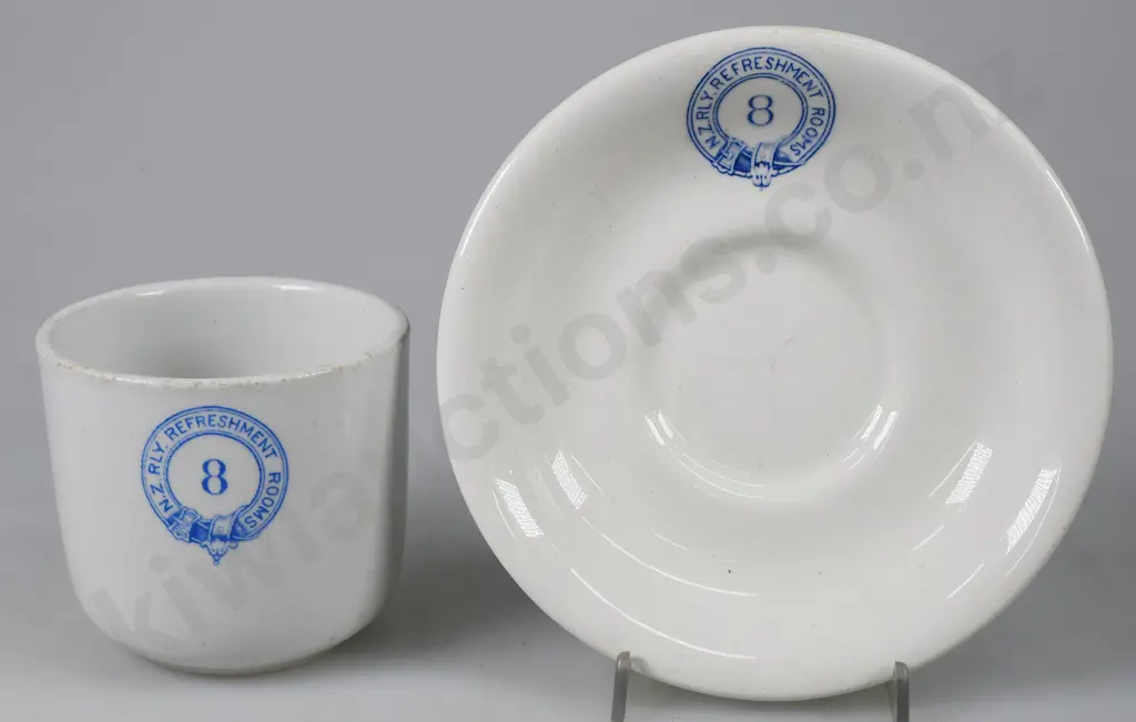 NZ RAILWAY REFRESHMENT ROOMS MERCER NUMBER 8 CUP AND SAUCER Image 1++