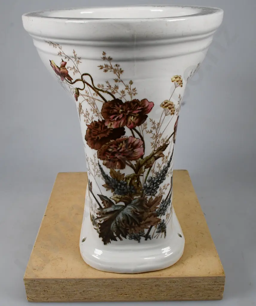 SAMPLE PURITAS FLORAL TOILET BOWL ON STAND Image 1++