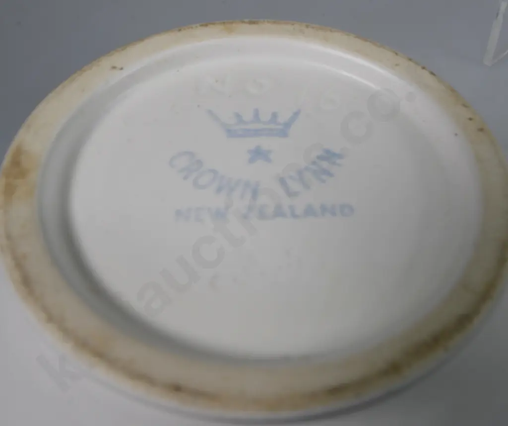 CROWN LYNN DANIEL STEENSTRA VASE SHAPE 16 Image 1++