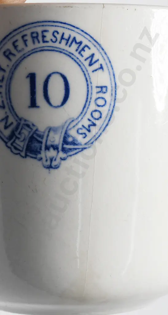 NZ RAILWAY REFRESHMENT ROOMS TAUMARUNUI NUMBER 10 CUP Image 1++
