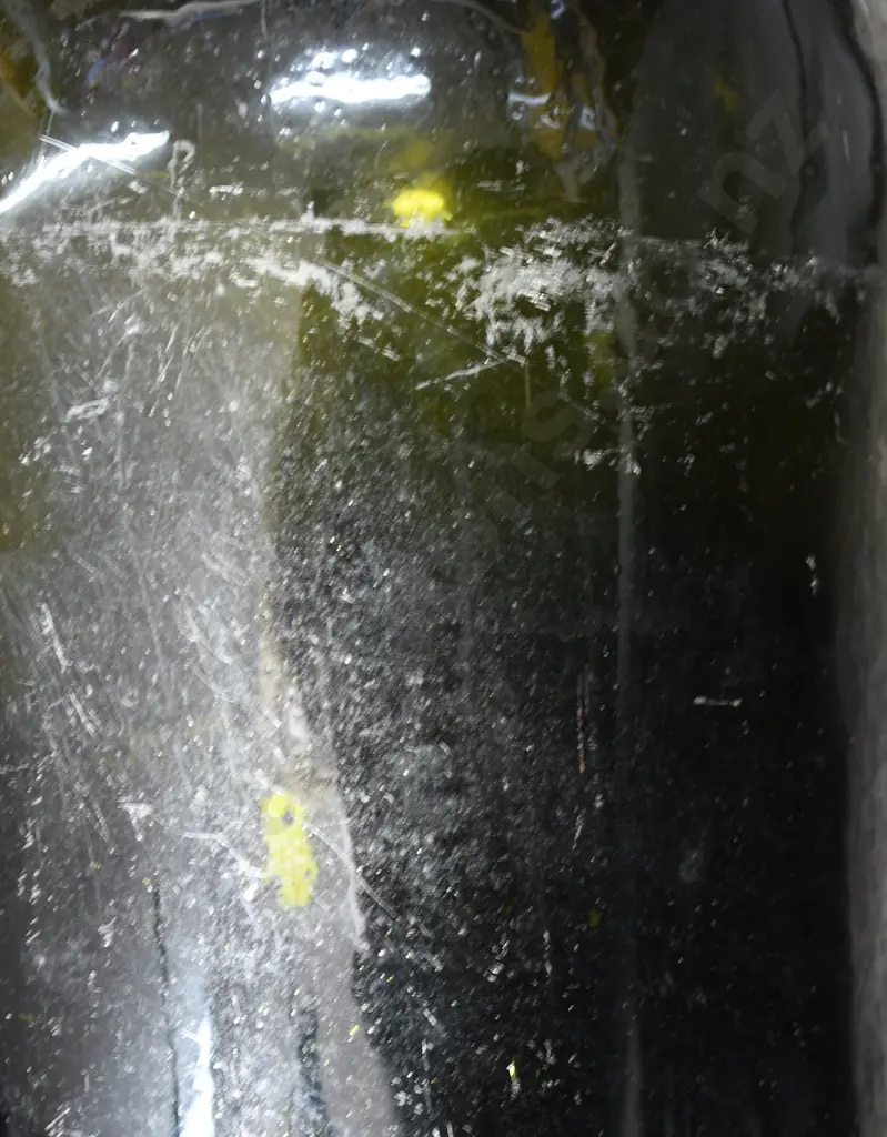 VERY LARGE FREE BLOWN APOTHECARY JAR Image 1++