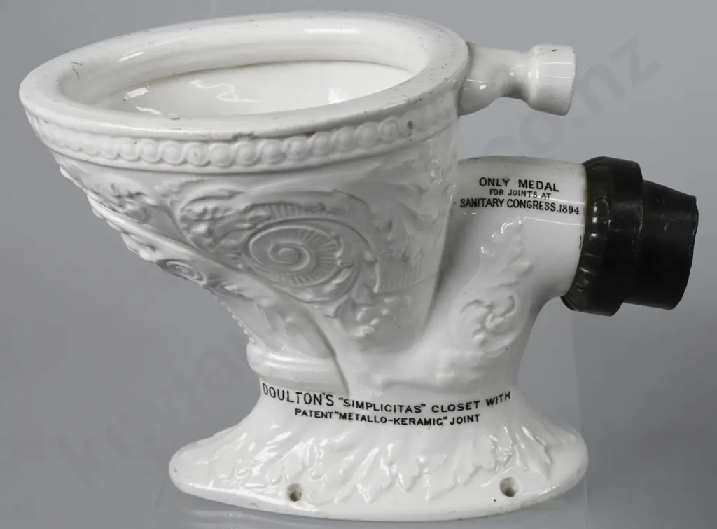 SAMPLE TOILET DOULTONS SIMPLICITAS CLOSET Image 1++