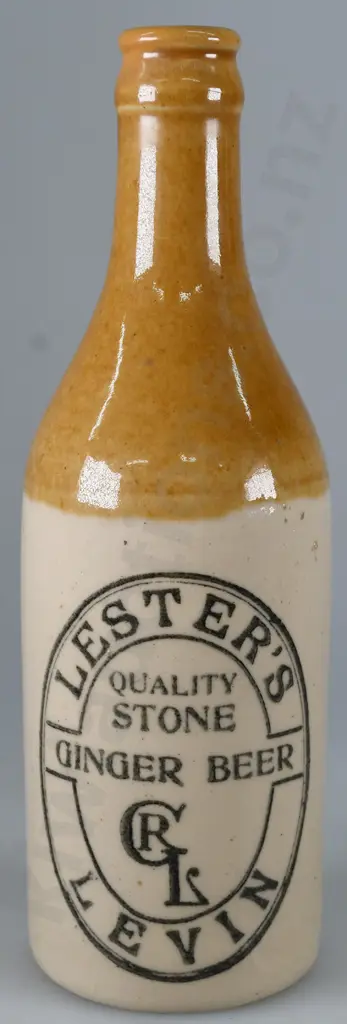 LESTER'S LEVIN GINGER BEER Image 1++