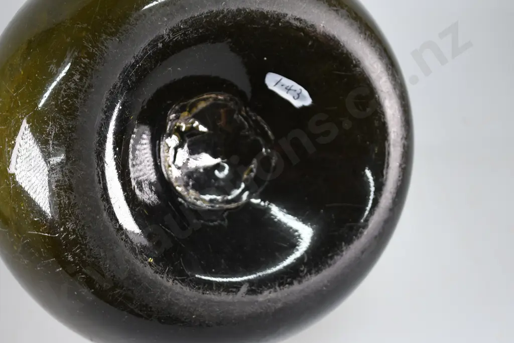 LARGE MAGNUM ONION WINE BOTTLE Image 1++