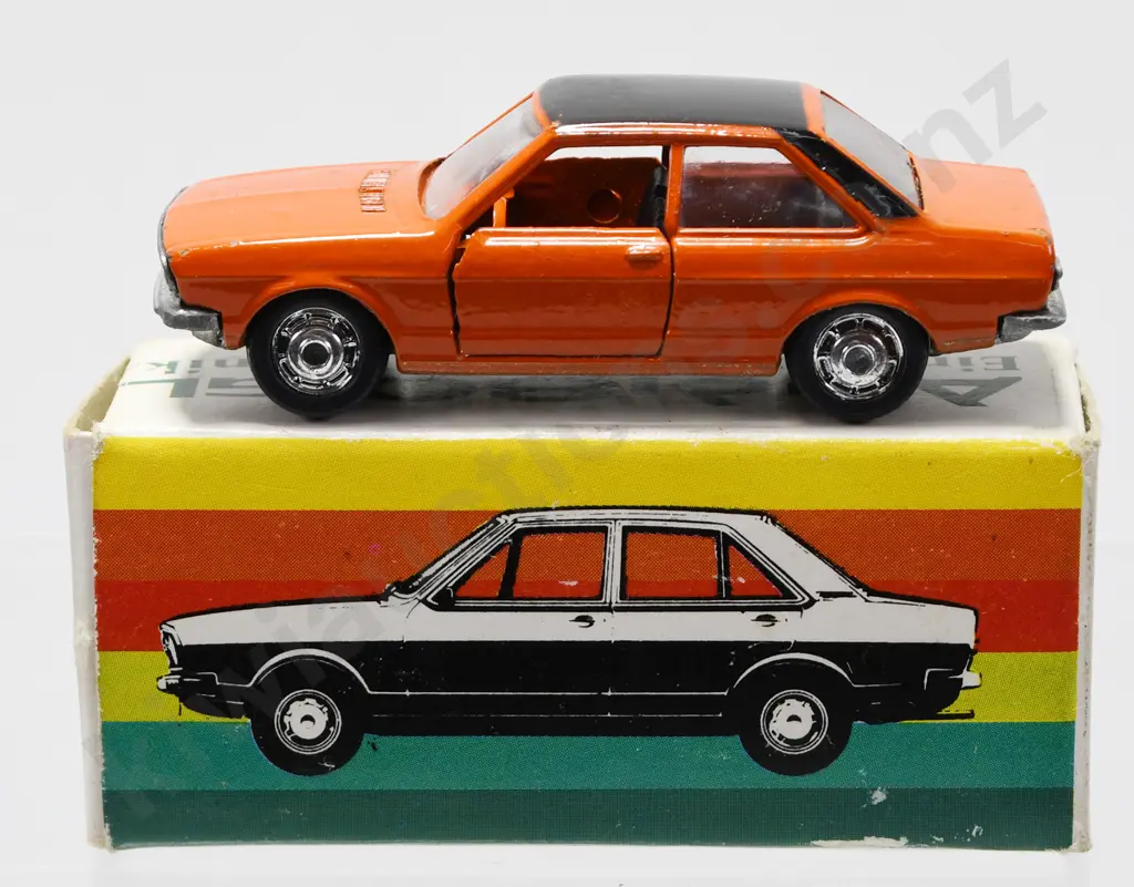 SCHUCO MODEL AUDI 80 WITH BOX Image 1++