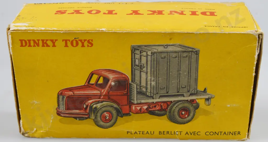 DINKY TOY MODEL 34B PLATEAU BERLIET AVEC CONTAINER Image 1++