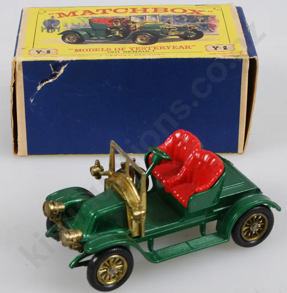 DINKY AND MATCHBOX TOYS Image 1++