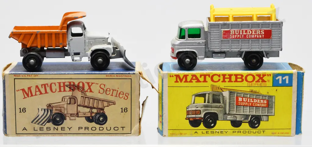 MATCHBOX SNOWPLOUGH  #16 & SCAFFOLDING TRUCK #11 Image 1++
