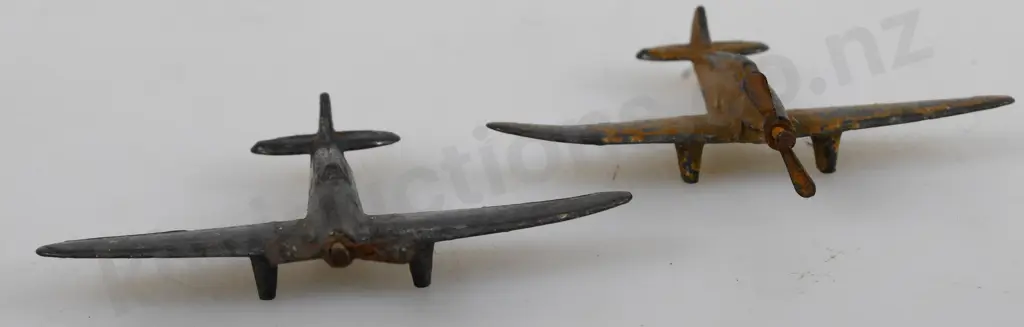 AUBURN ARMOURED VEHICLE, ACORN TOY CO PLANES Image 1++