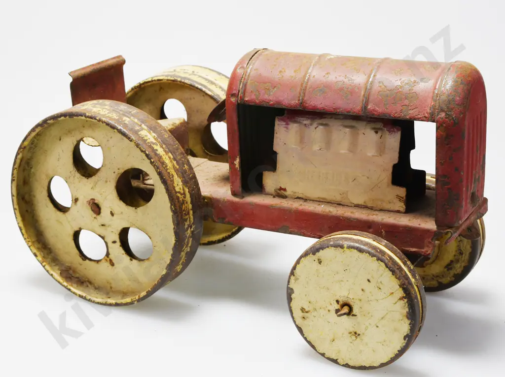 HERCULES NEW ZEALAND TRACTOR Image 1++