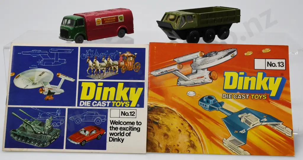 DINKY TOYS & CATALOGUES Image 1++