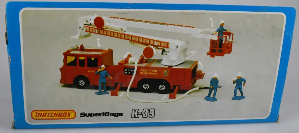 MATCHBOX SIMON SNORKEL FIRE ENGINE Image 1++