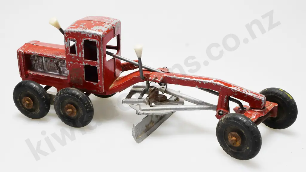 MACKENZIE & BANNISTER MODEL 803 ROAD GRADER Image 1++