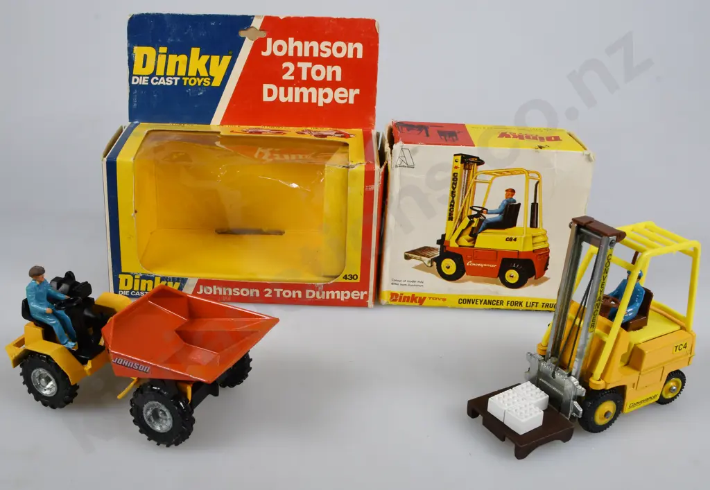 DINKY TOYS JOHNSON DUMPER, FORK LIFT TRUCK Image 1++
