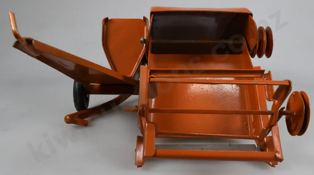 TIGER TOYS TIMARU HARVESTER Image 1++