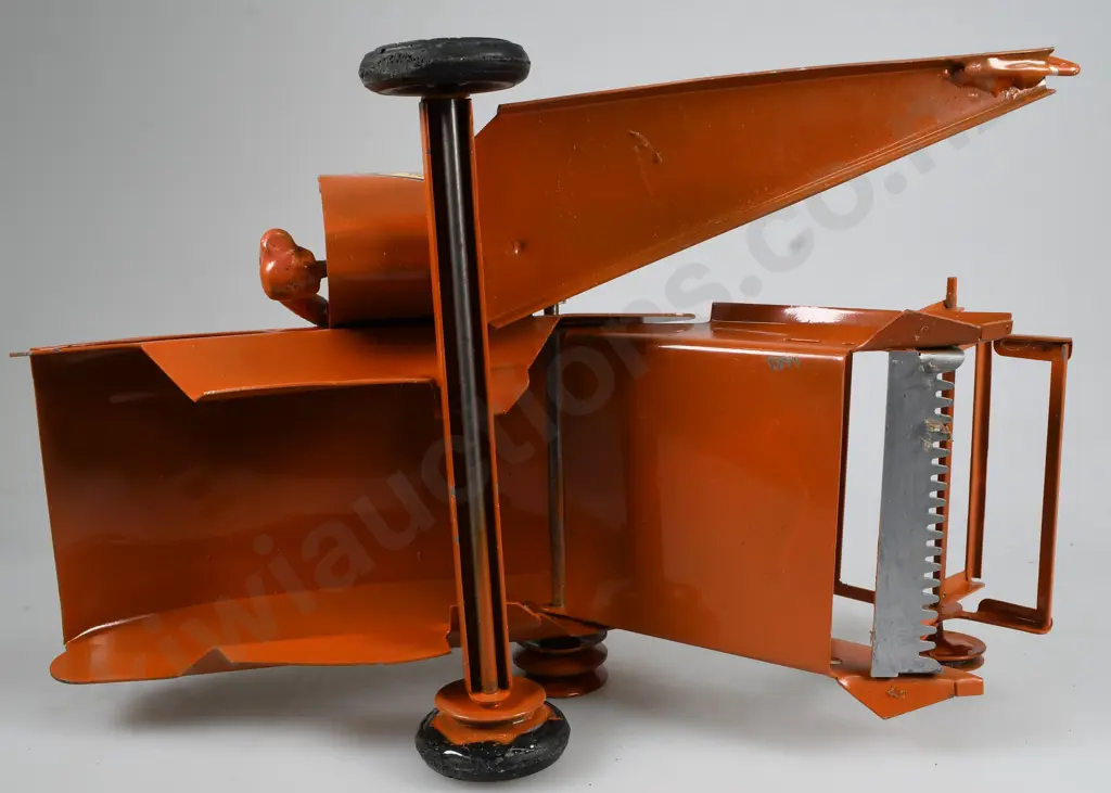 TIGER TOYS TIMARU HARVESTER Image 1++