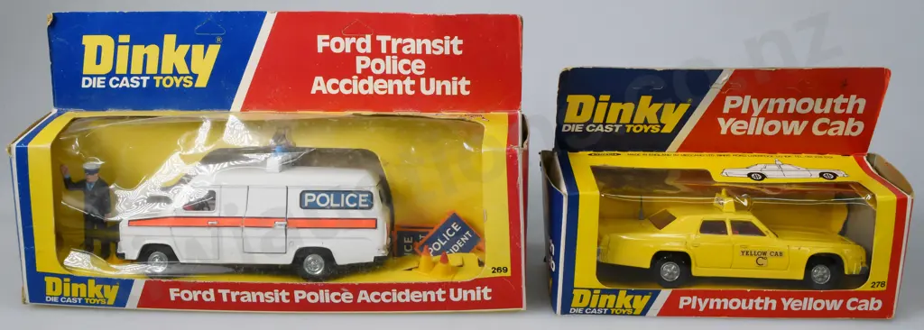 DINKY TOYS FORD TRANSIT POLICE ACCIDENT UNIT, PLYMOUTH CAB Image 1++