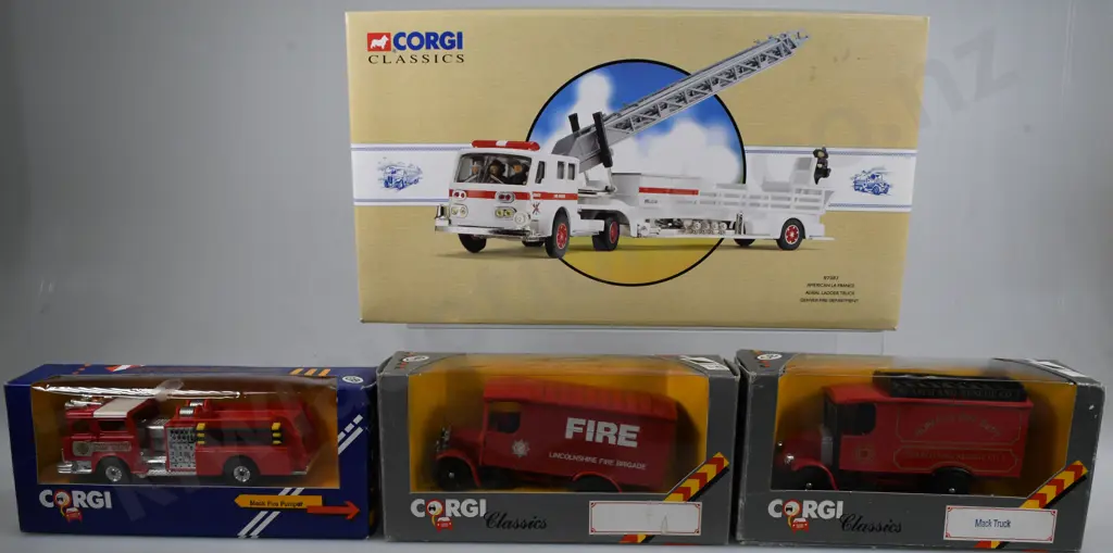 CORGI FIRE VEHICLES BOXED Image 1++