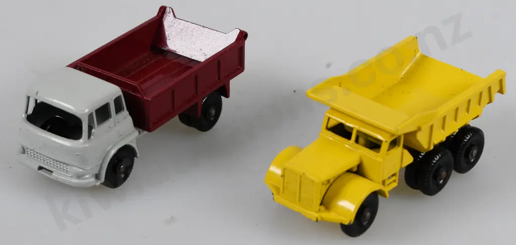 MATCHBOX SERIES TRUCKS Image 1++