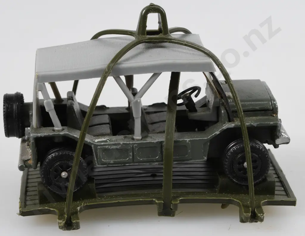 DINKY 622 ARMY TRUCK, 601 AUSTIN PARA MOKE Image 1++