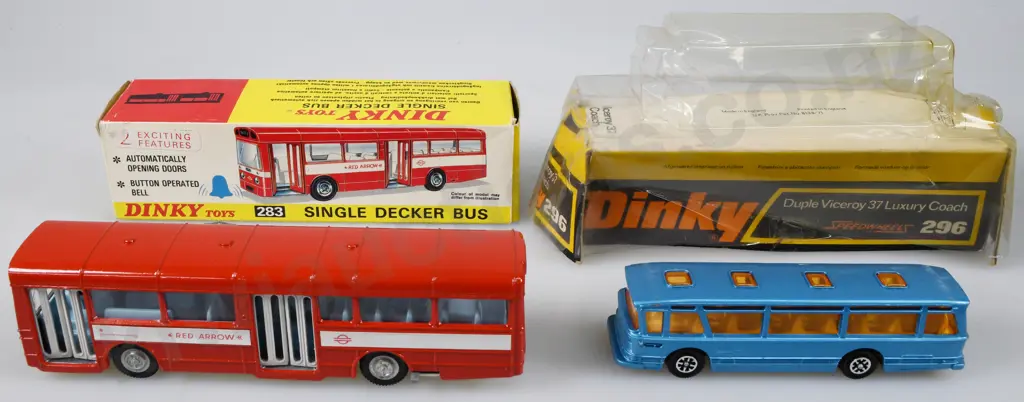 DINKY TOYS SINGLE DECKER BUS, LUXURY COACH Image 1++