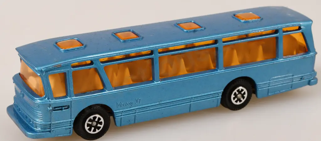 DINKY TOYS SINGLE DECKER BUS, LUXURY COACH Image 1++