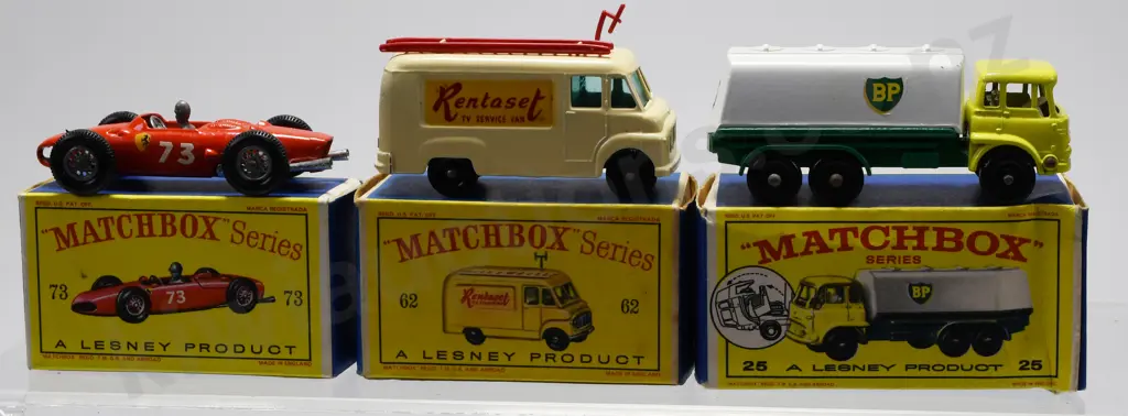 MATCHBOX MODELS FERRARI/TC+V SERVICE VAN/BP TANKER Image 1++