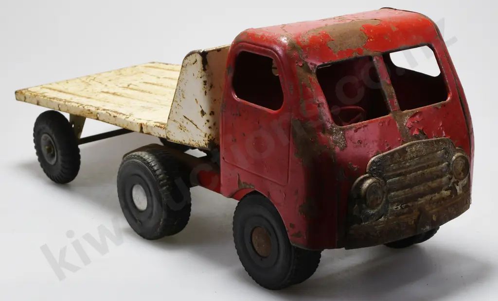 TRIANG DIESEL MECHANICAL FLAT DECK TRUCK Image 1++