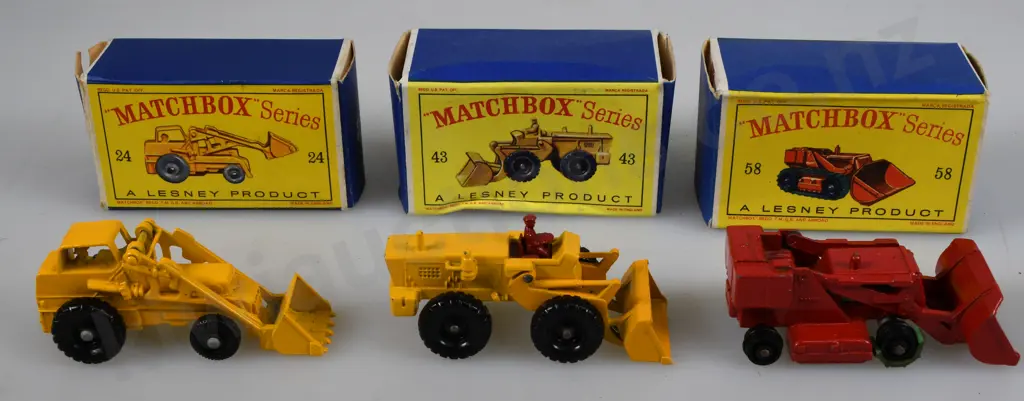 MATCHBOX SERIES EXCAVATORS Image 1++