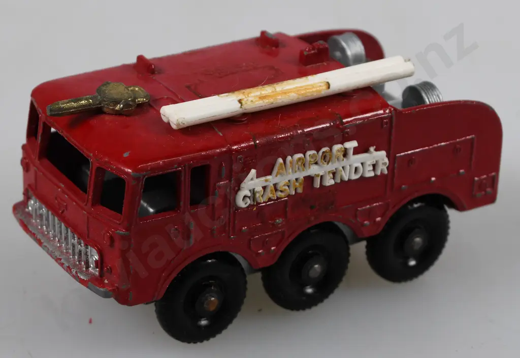 MATCHBOX SERIES FIRE, AMBULANCE Image 1++