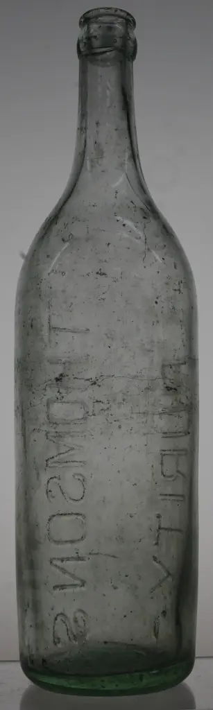 THOMSON DUNEDIN 26OZ CROWN TOP Image 1++
