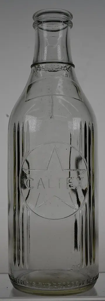CALTEX QUART OIL BOTTLE Image 1++