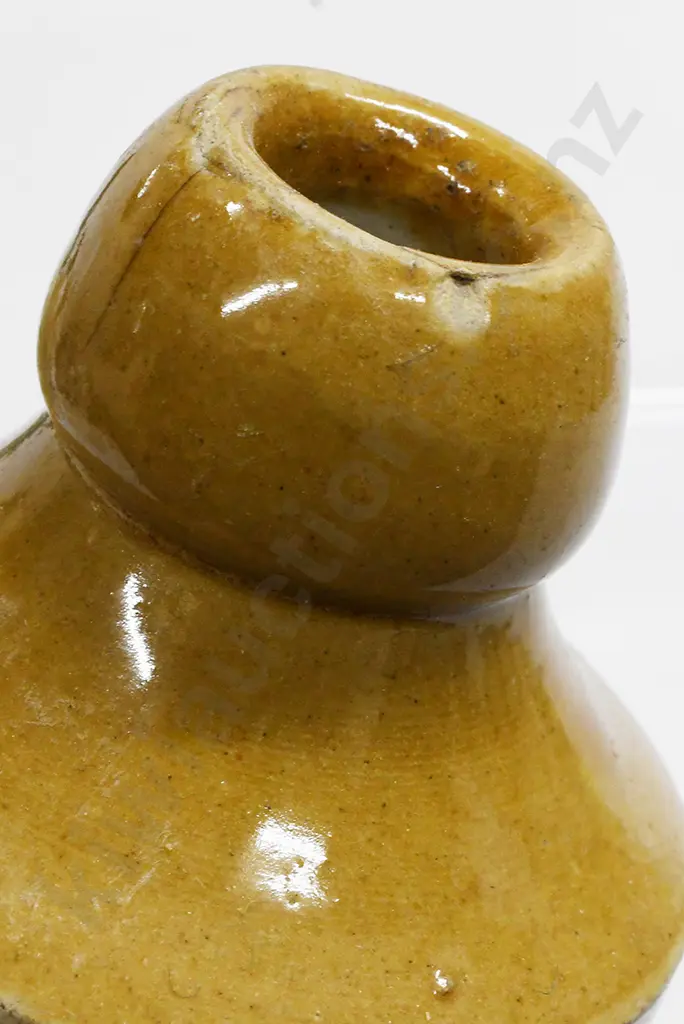 GREY AND MENZIES NEW ZEALAND GINGER BEER Image 1++