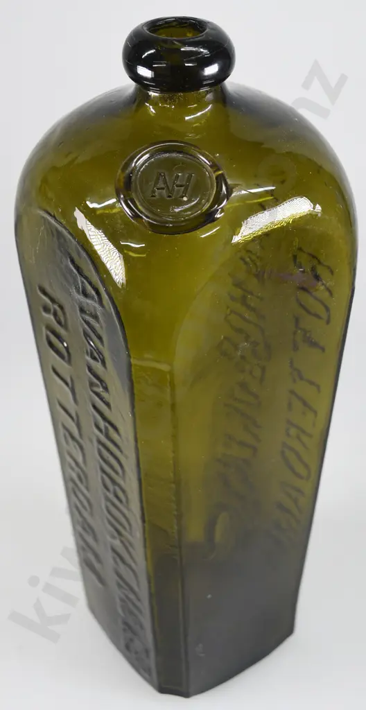 AVH SEALED CASE GIN Image 1++