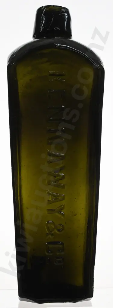 KENNAWAY CASE GIN Image 1++