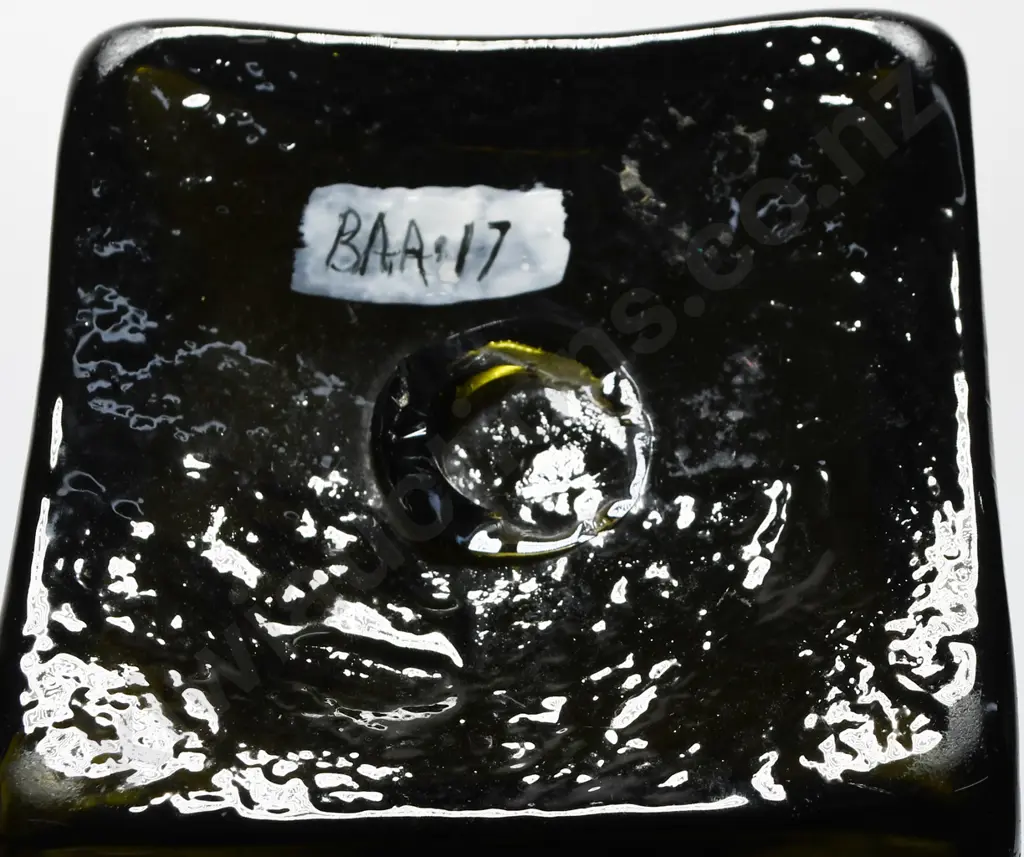 FREE BLOWN TAPERED CASE GIN Image 1++