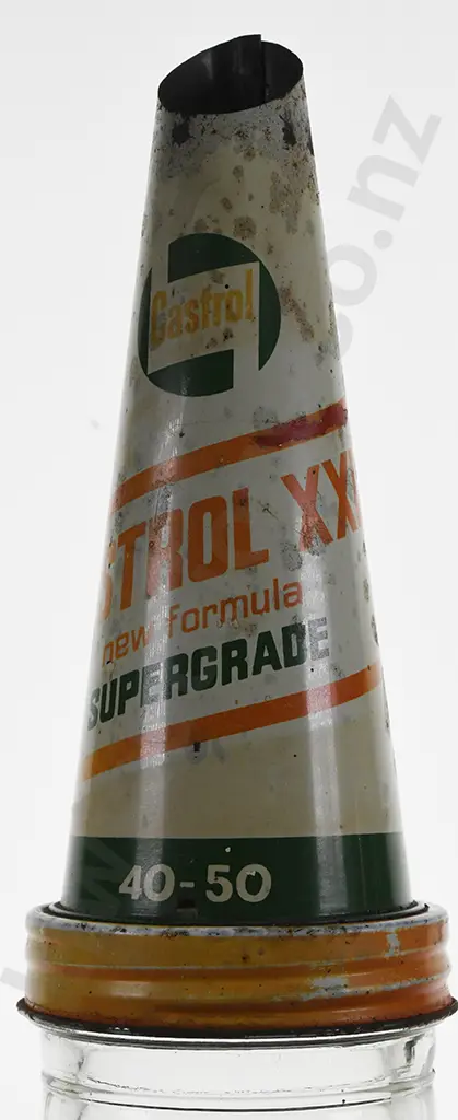 WAKEFIELD CASTROL PINT OIL BOTTLE Image 1++