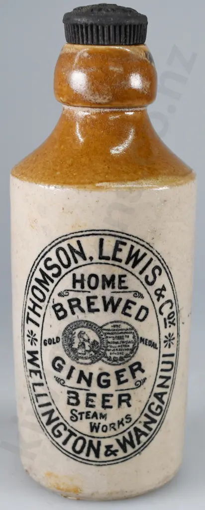 THOMSON LEWIS WELLINGTON WANGANUI GINGER BEER Image 1++