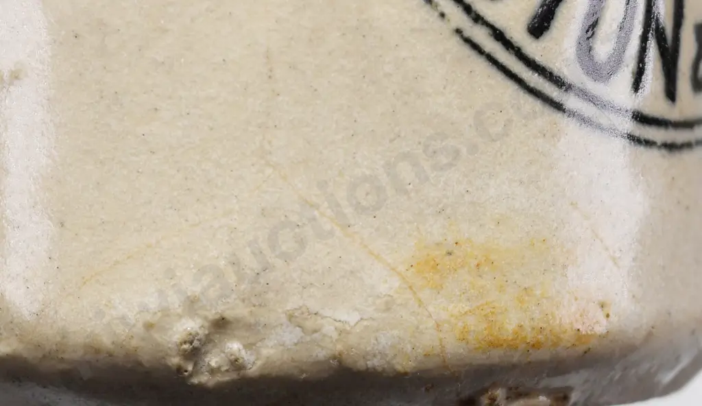 THOMSON LEWIS WELLINGTON WANGANUI GINGER BEER Image 1++
