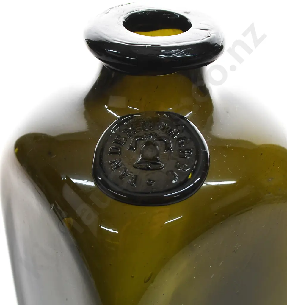 VAN DEN BERGH SEALED GIN Image 1++