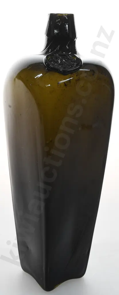 VAN DEN BERGH FREE BLOWN SEALED GIN Image 1++