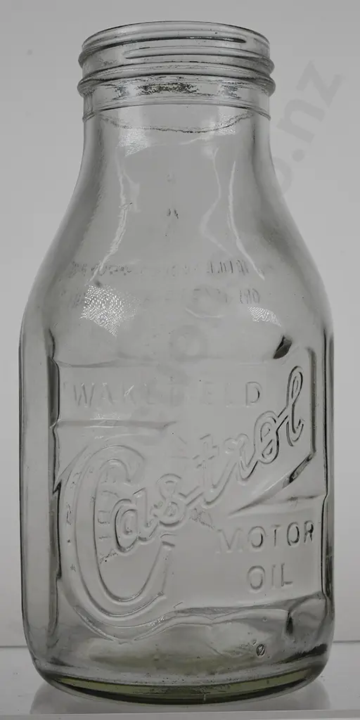 WAKEFIELD CASTROL QUART OIL BOTTLE Image 1++