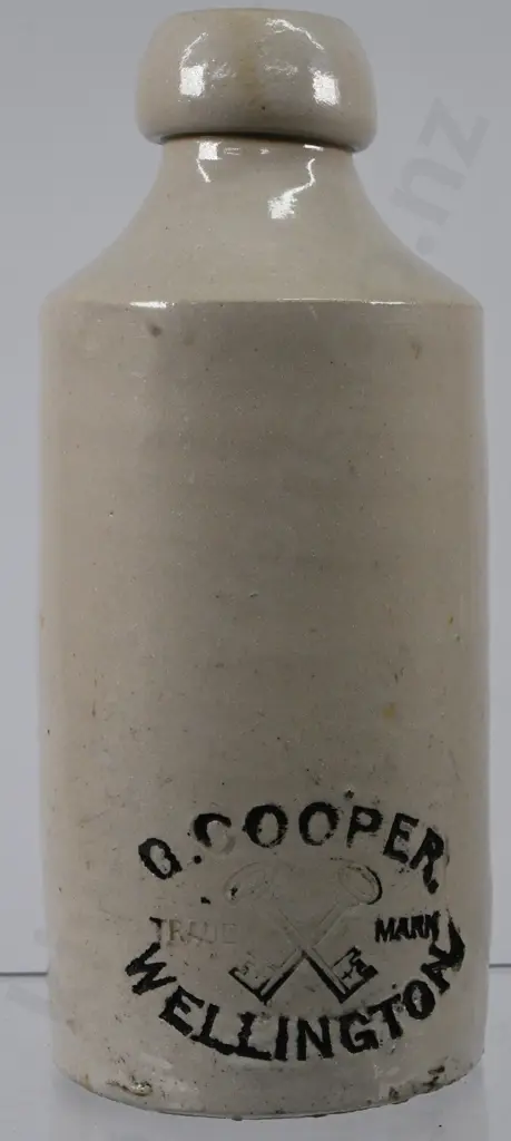 COOPER WELLINGTON IMPRESSED GINGER BEER Image 1++